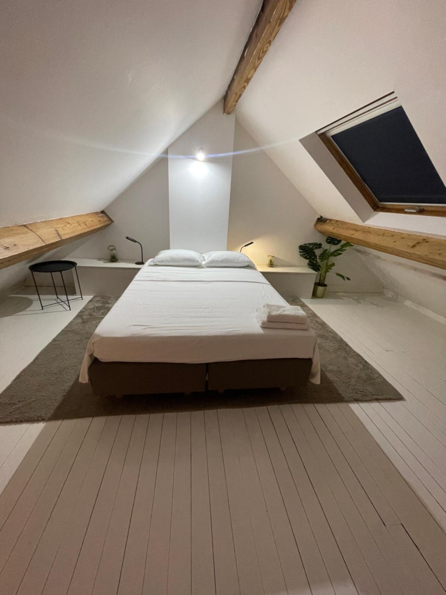 Attic European Quarter Bruxelas