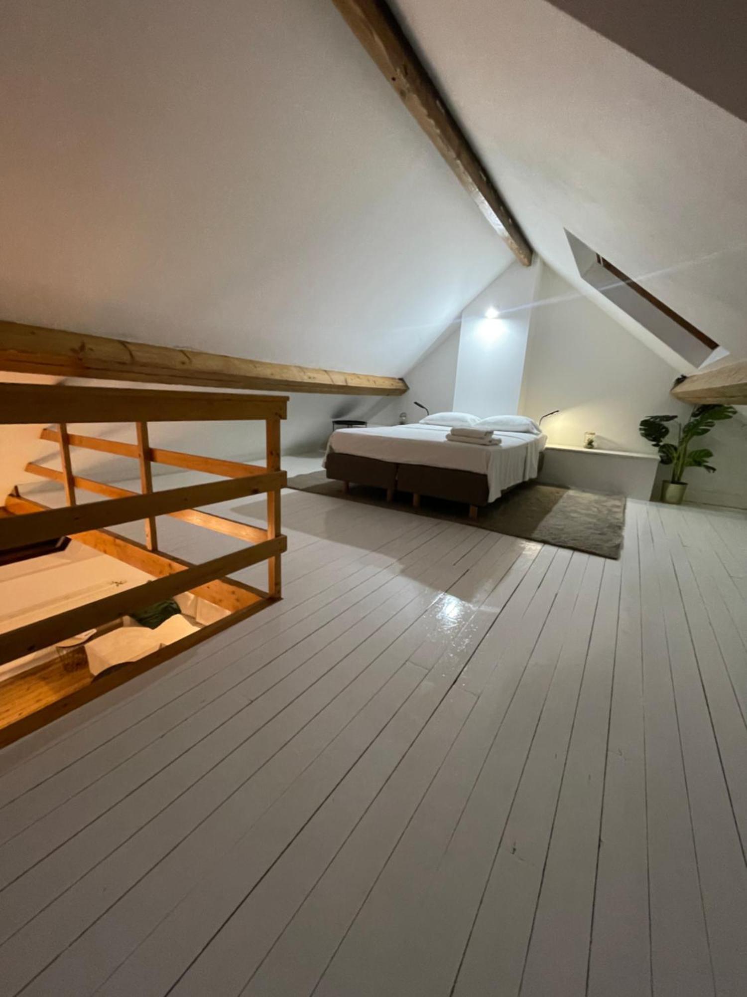 Attic European Quarter * Bruxelas